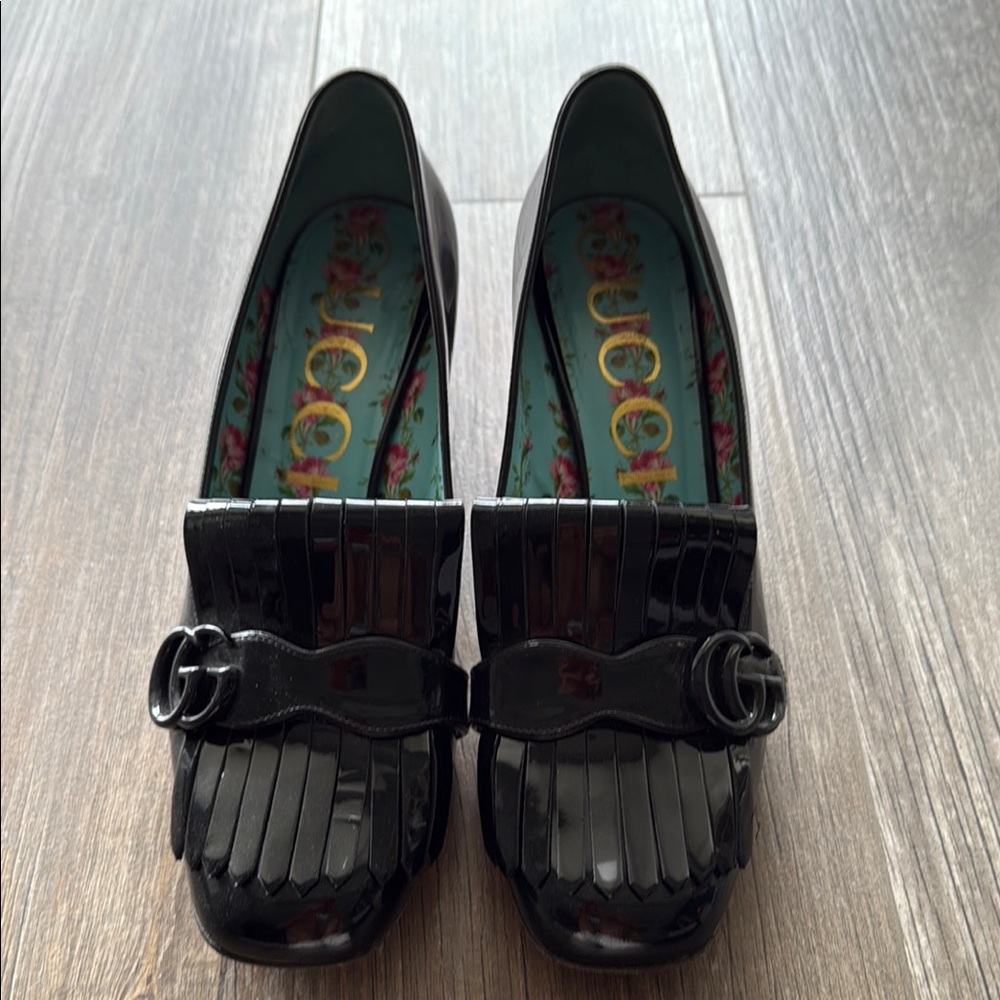 Gucci Black Patent Leather Loafers size 41